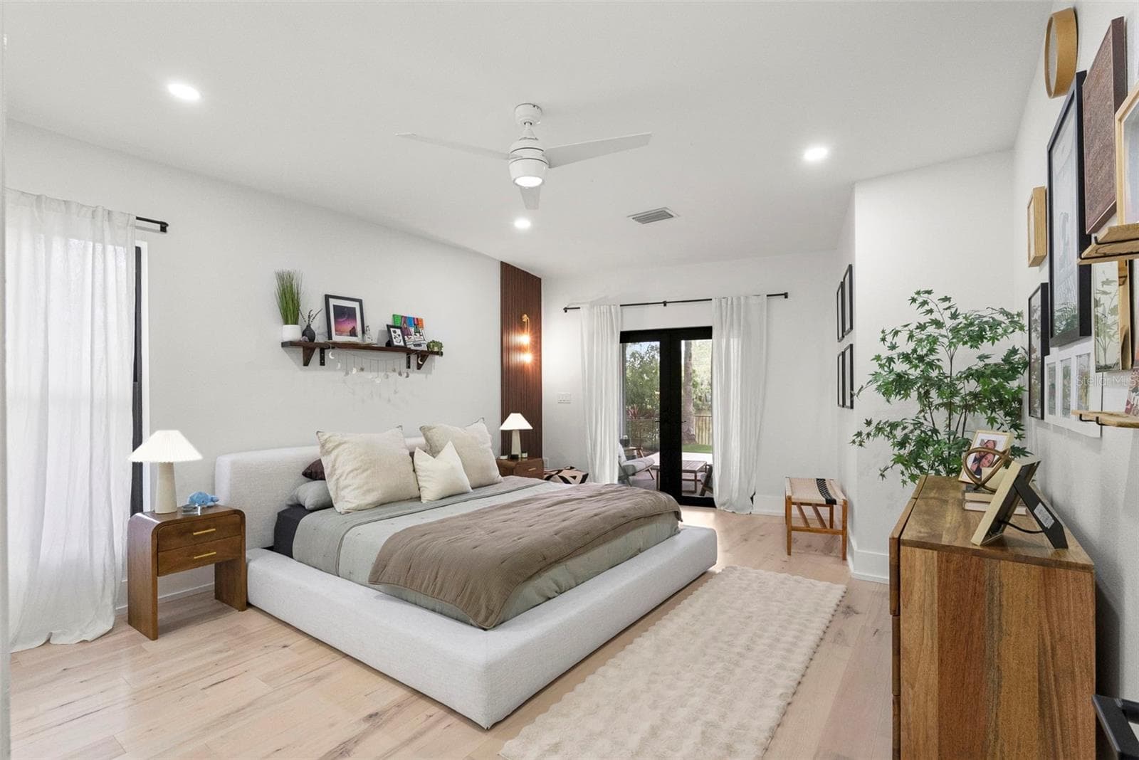 Single Family Residence at 4507 W PRICE AVE, TAMPA, photo 16 of 65