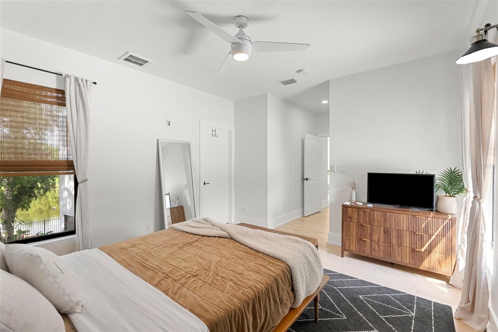 Single Family Residence at 4507 W PRICE AVE, TAMPA, photo 56 of 65