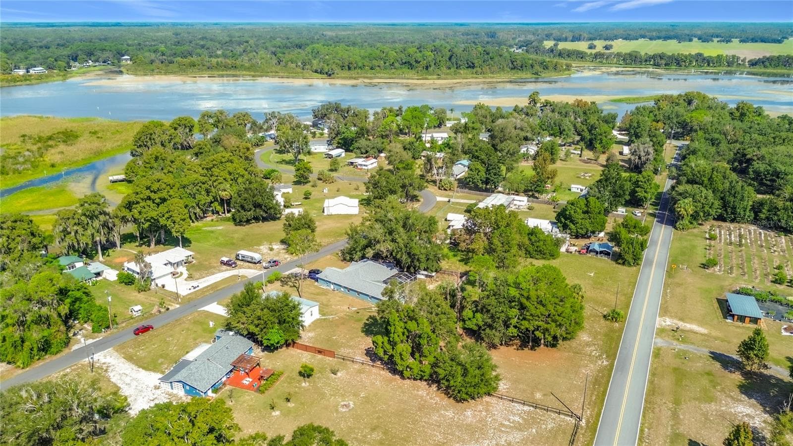 Manufactured Home at 7962 W RIVERBEND RD, CRYSTAL RIVER, photo 40 of 51