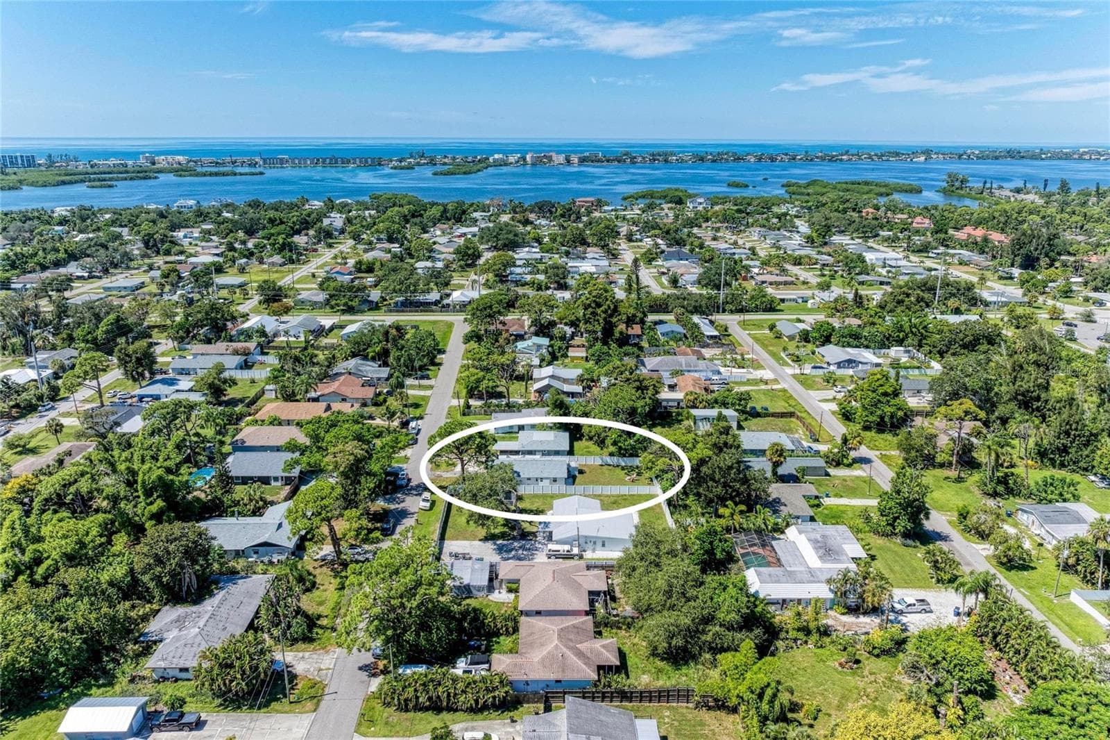 Single Family Residence at 1841 JOYCE ST, SARASOTA, photo 2 of 96