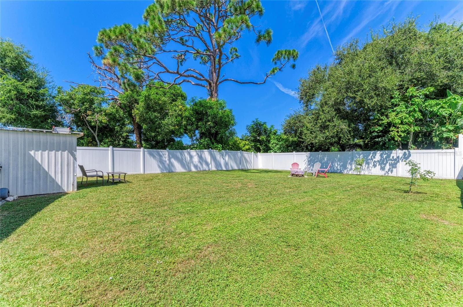Single Family Residence at 1841 JOYCE ST, SARASOTA, photo 7 of 96