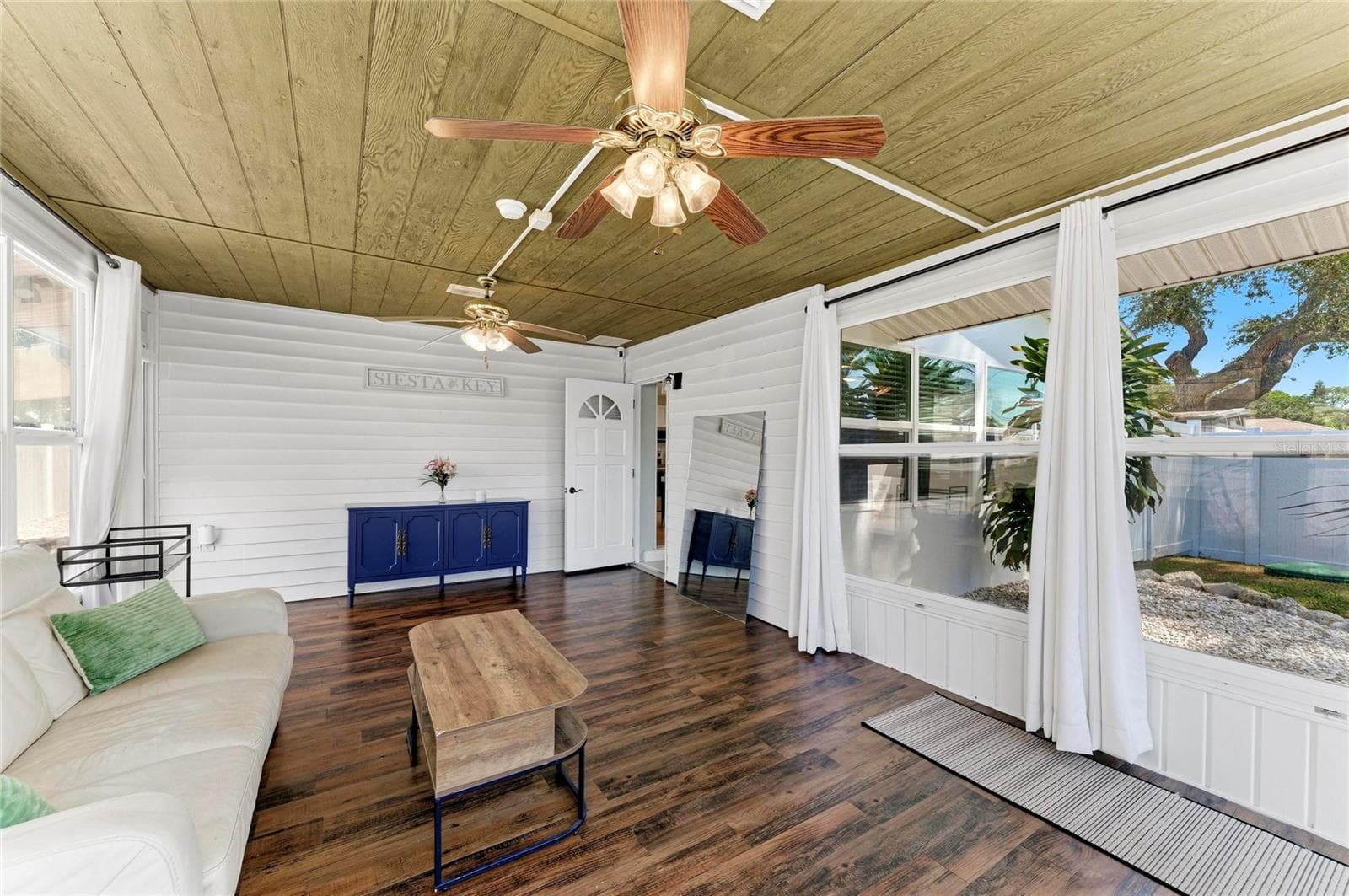 Single Family Residence at 1841 JOYCE ST, SARASOTA, photo 19 of 96