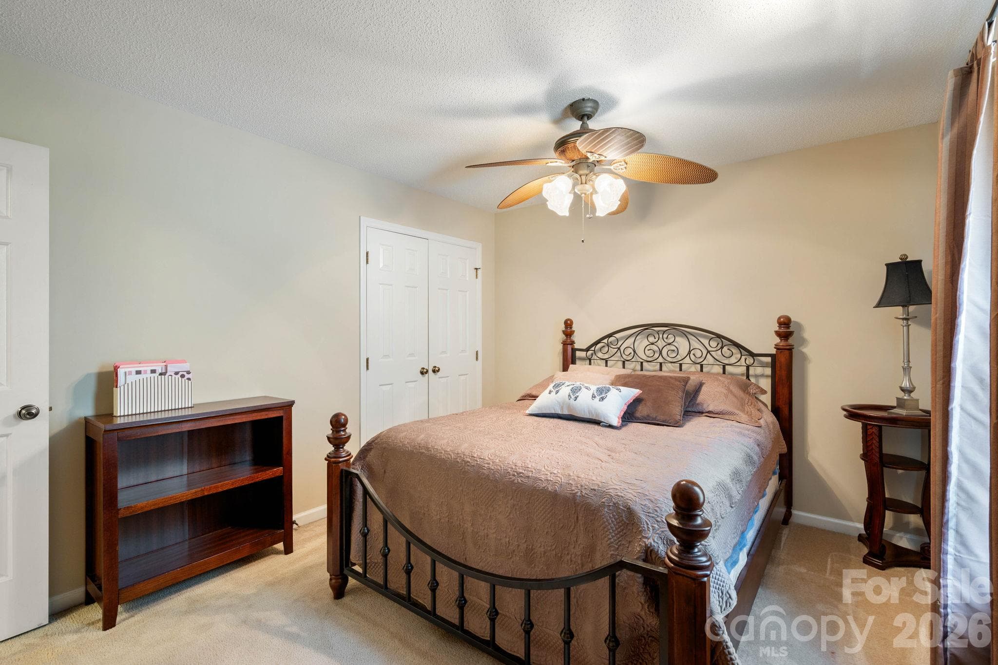 Single Family Residence at 1300 Sugar Hollow Drive, Charlotte, photo 18 of 28