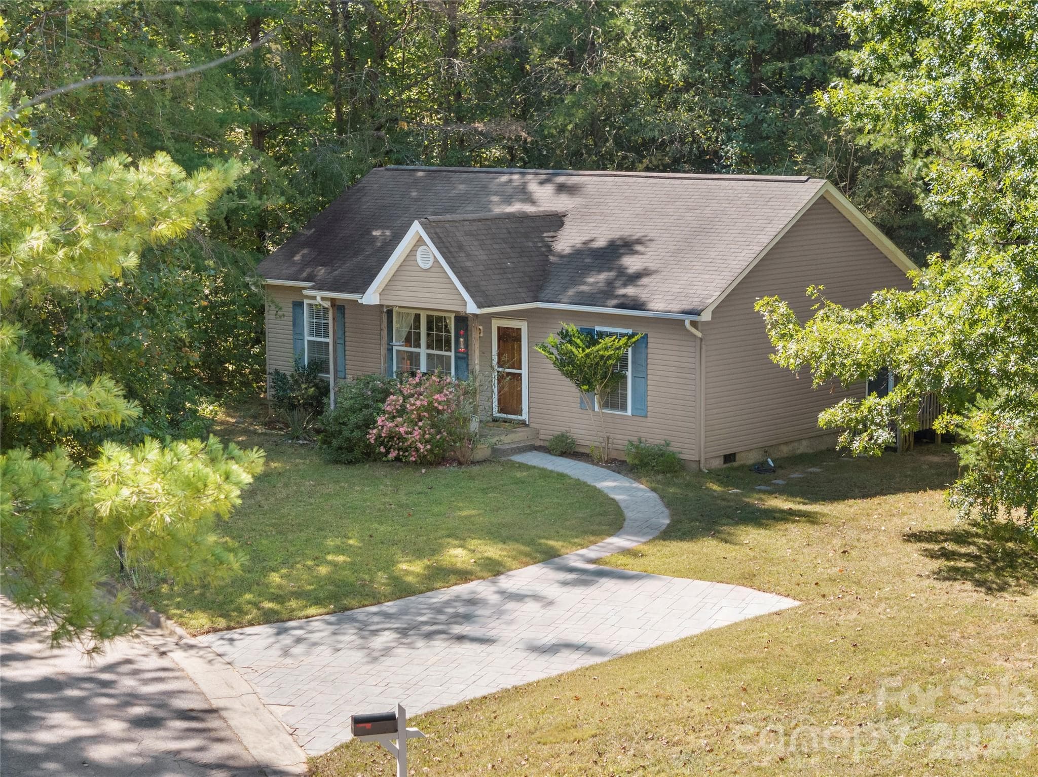 Single Family Residence at 40 Rocking Porch Lane, Asheville, photo 30 of 32