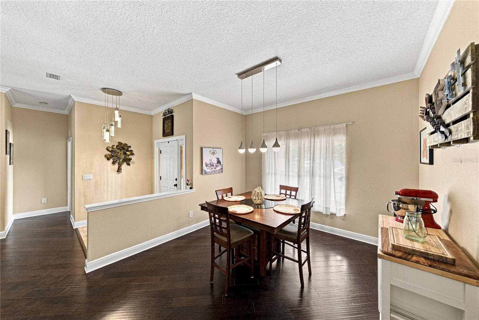 Single Family Residence at 2909 BLACKWATER CREEK DR, LAKELAND, photo 3 of 47