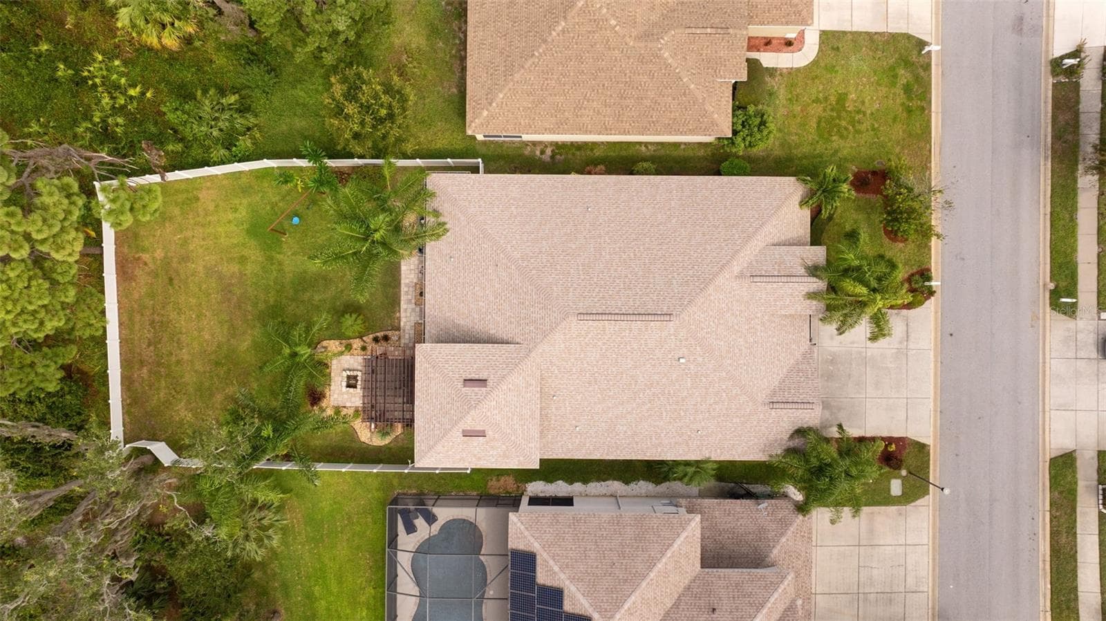Single Family Residence at 1937 BLUE RIVER RD, HOLIDAY, photo 2 of 46