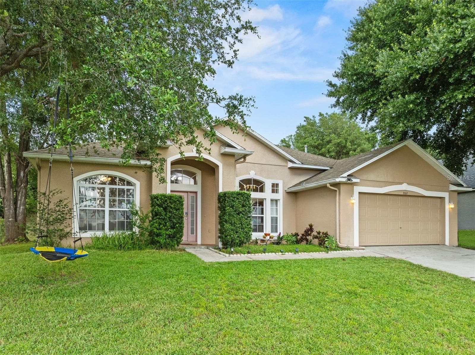 1532 NIGHTFALL DR
