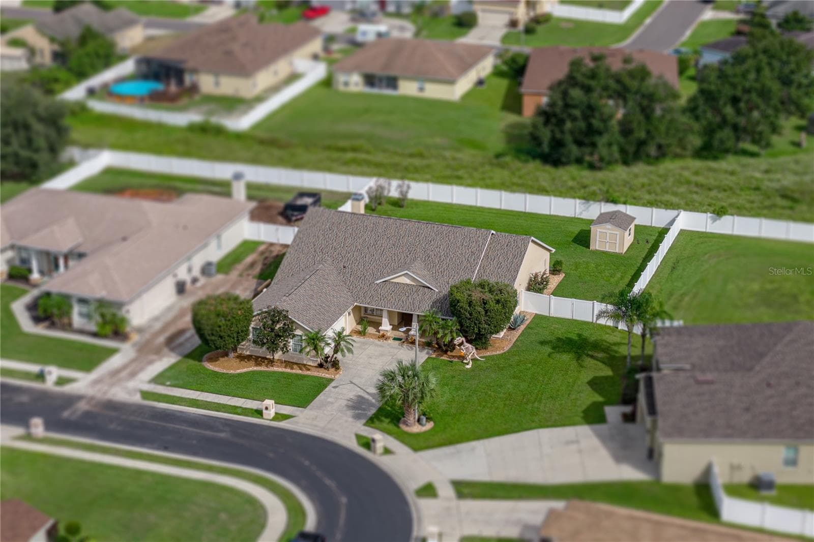 Single Family Residence at 2909 BLACKWATER CREEK DR, LAKELAND, photo 33 of 47