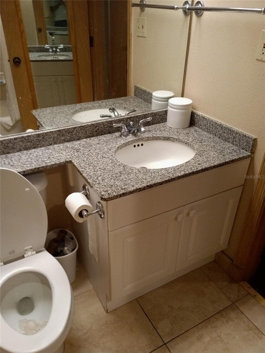 Condominium at 36750 US HIGHWAY 19 N #13-216, PALM HARBOR, photo 13 of 17
