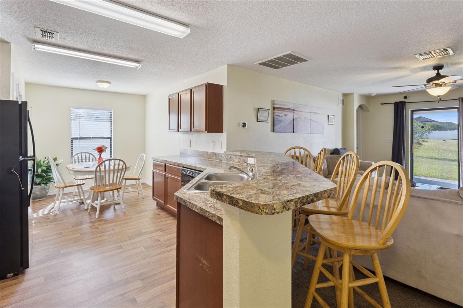 Single Family Residence at 955 ASPEN VIEW CIR, GROVELAND, photo 5 of 44