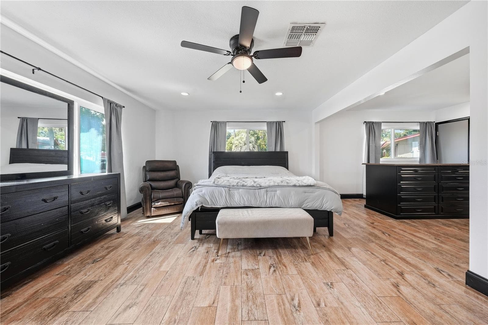Single Family Residence at 1612 ORANGE AVE, TAVARES, photo 25 of 58