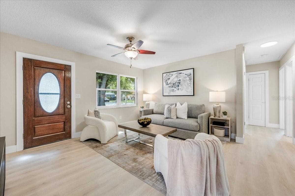 Single Family Residence at 14756 MOCKINGBIRD LN E, CLEARWATER, photo 7 of 51