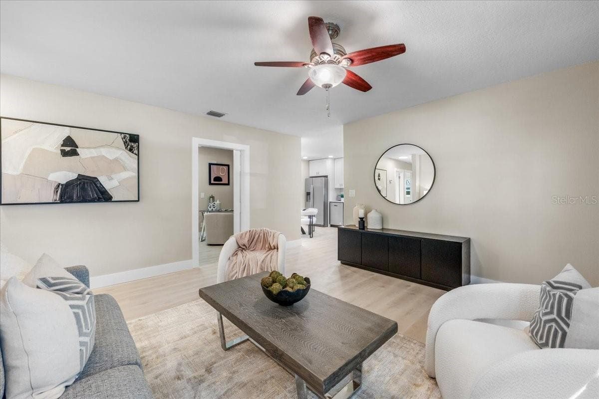 Single Family Residence at 14756 MOCKINGBIRD LN E, CLEARWATER, photo 8 of 51