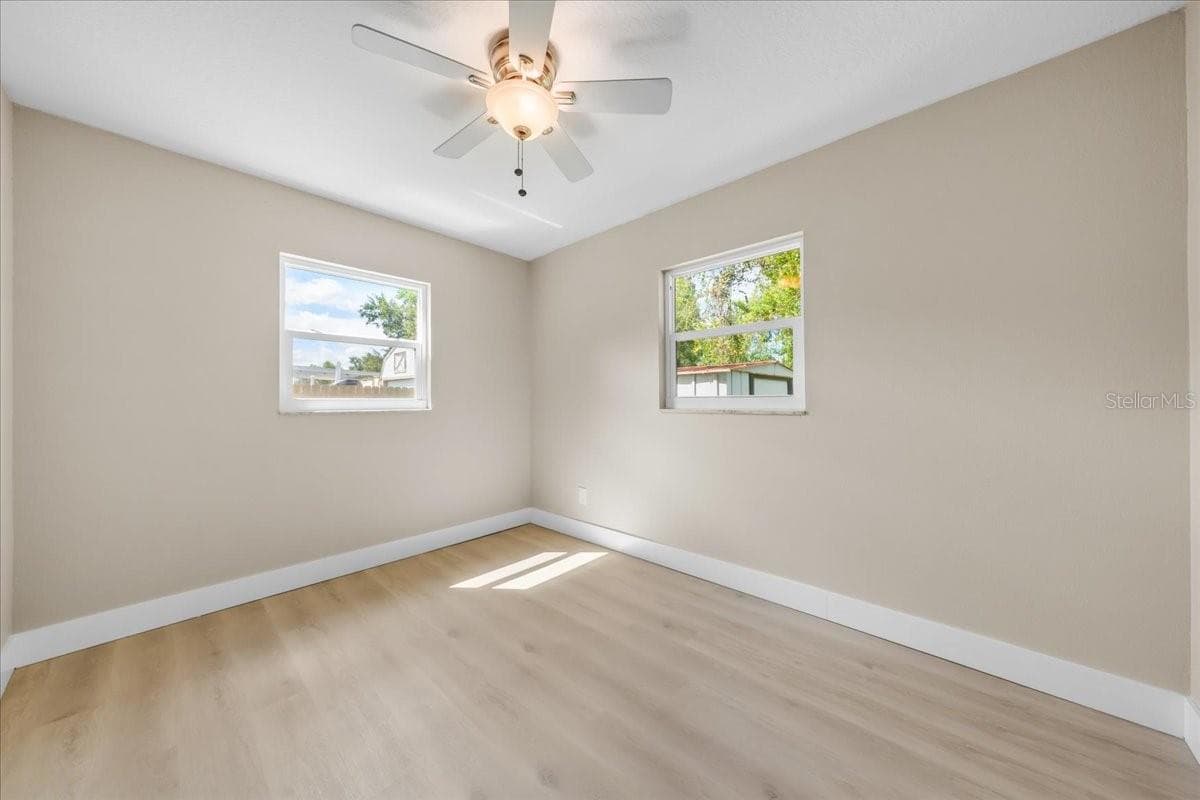 Single Family Residence at 14756 MOCKINGBIRD LN E, CLEARWATER, photo 25 of 51
