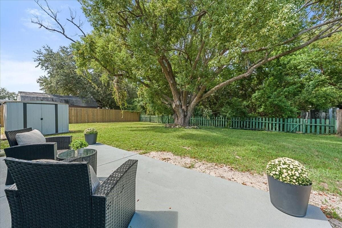 Single Family Residence at 14756 MOCKINGBIRD LN E, CLEARWATER, photo 31 of 51