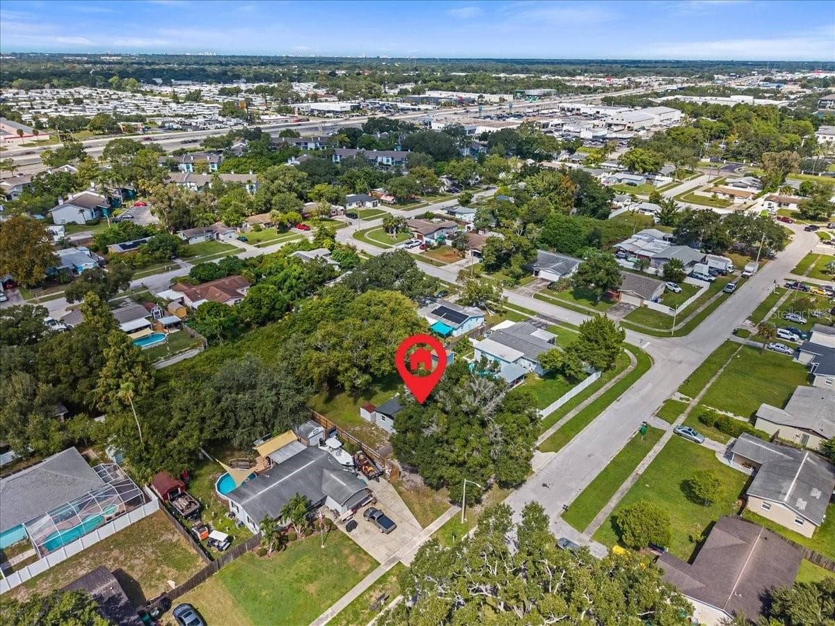 Single Family Residence at 14756 MOCKINGBIRD LN E, CLEARWATER, photo 43 of 51