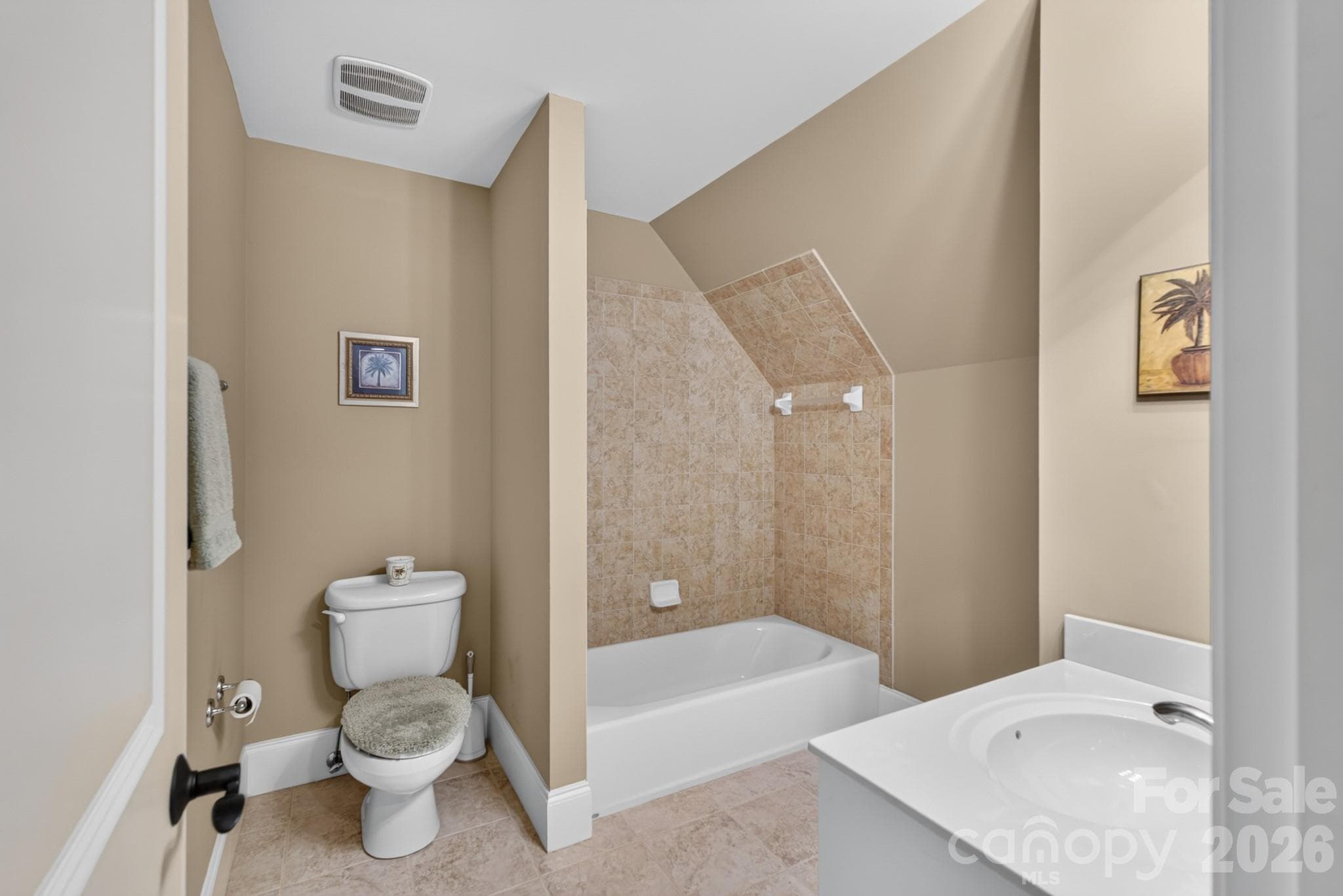 Full Bath - Upper Level - 1475 Floral Road, Rock Hill
