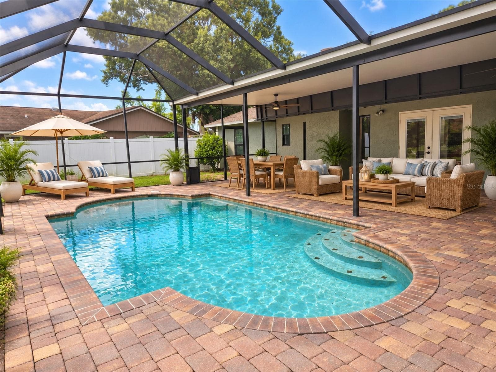 Virtual Staged - 5054 SAN JOSE DR, SARASOTA