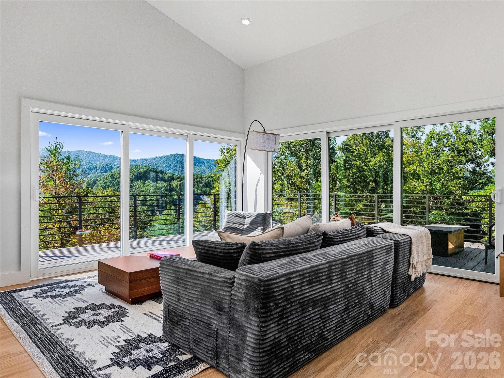 Single Family Residence at 700 Sunnyside Drive, Marshall, photo 11 of 35