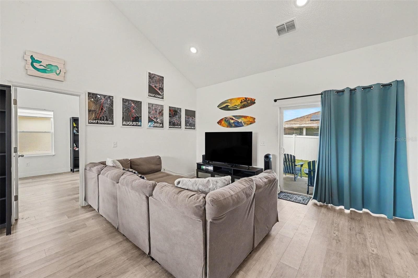 Single Family Residence at 816 COLVILLE DR, POINCIANA, photo 5 of 27