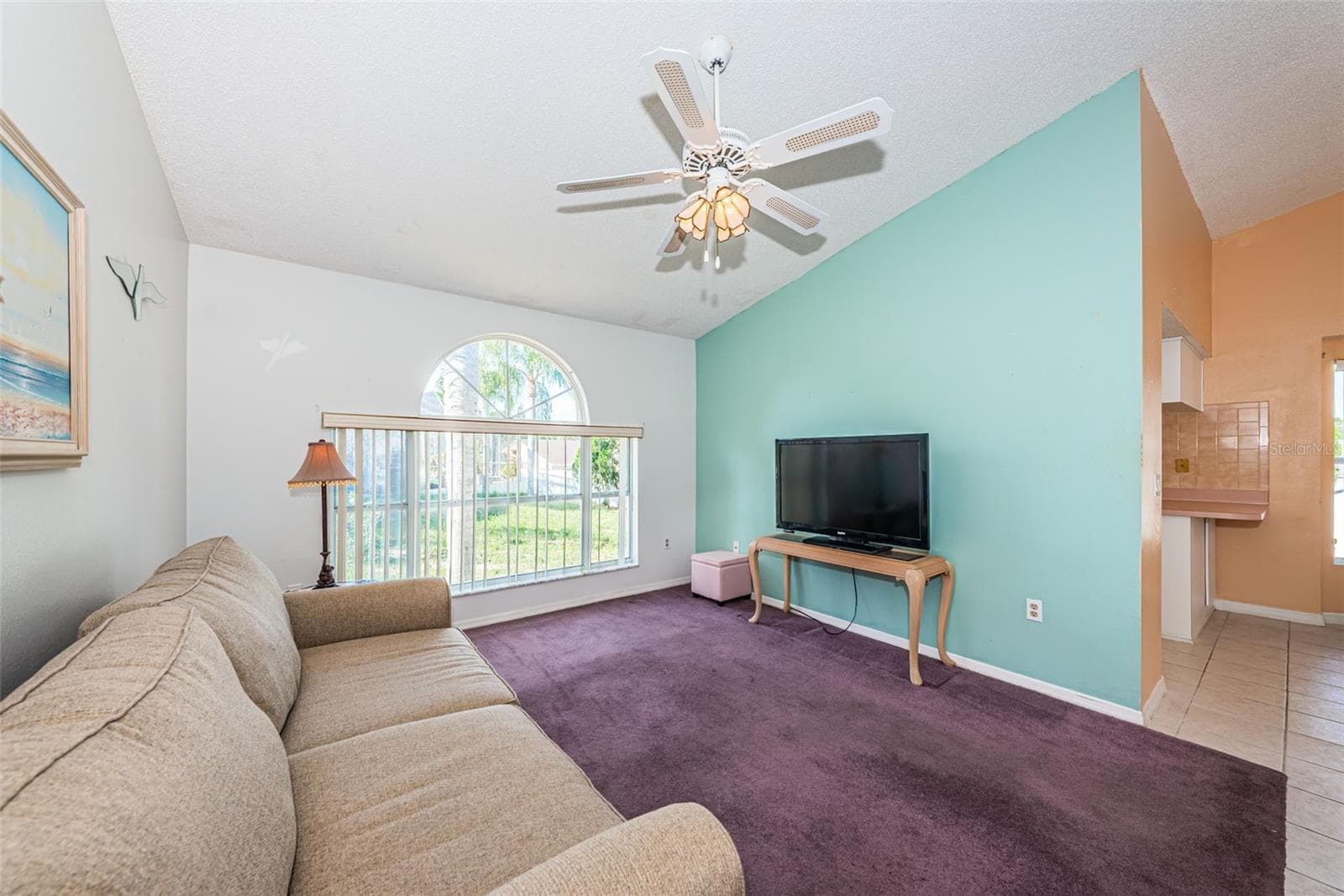 Lots of Natural Light - 812 HIGH POINT CT, TARPON SPRINGS