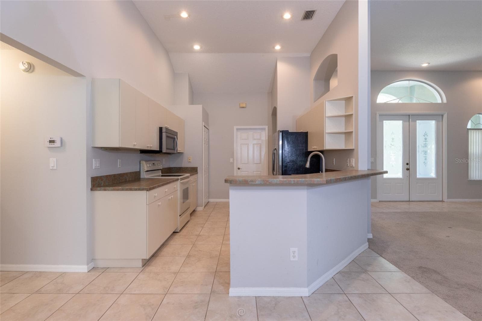 View into kitchen - 3755 CARRICK DR, ORMOND BEACH