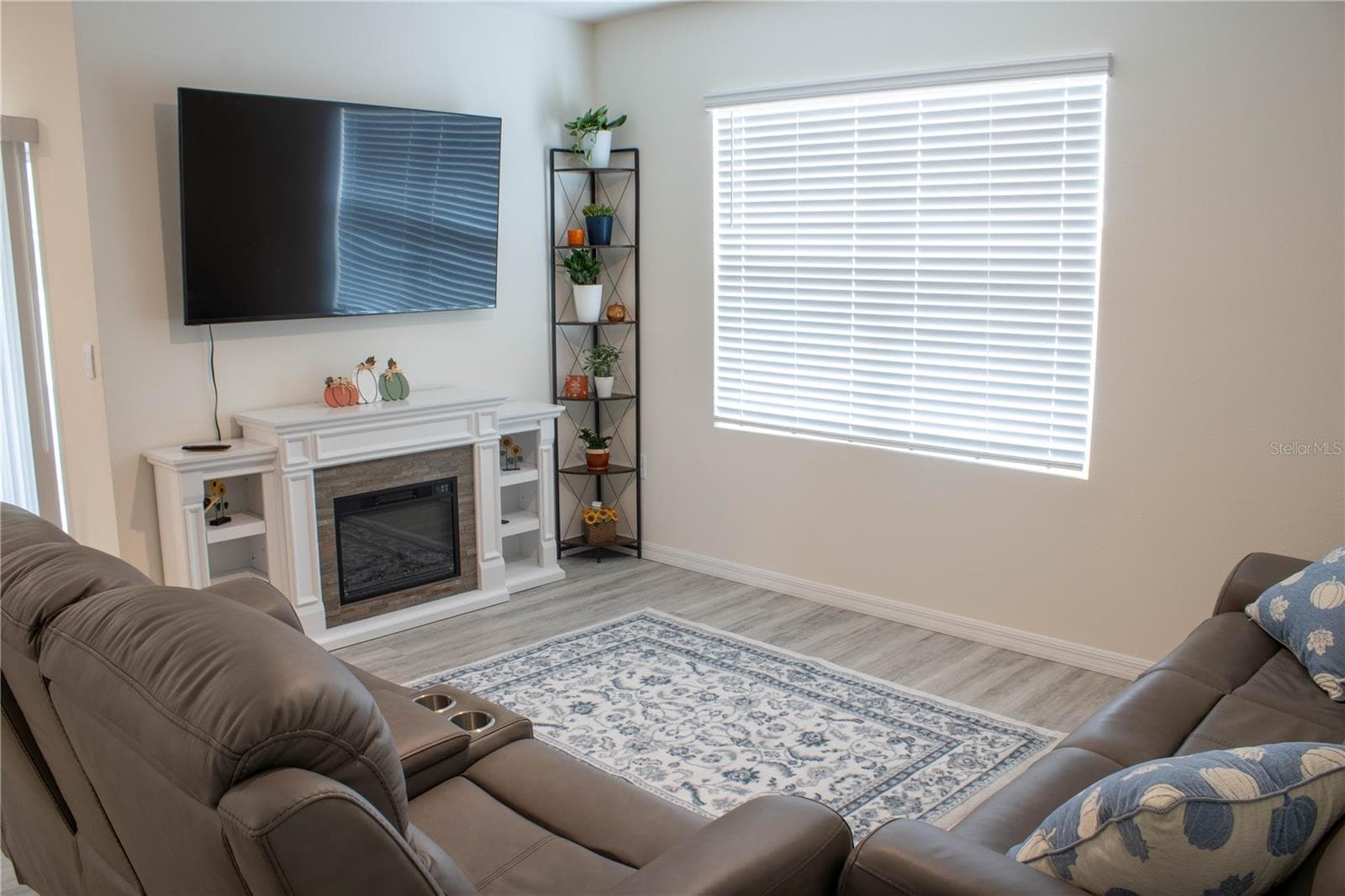 Single Family Residence at 5218 ORCHARD ORIOLE LOOP, BARTOW, photo 16 of 33