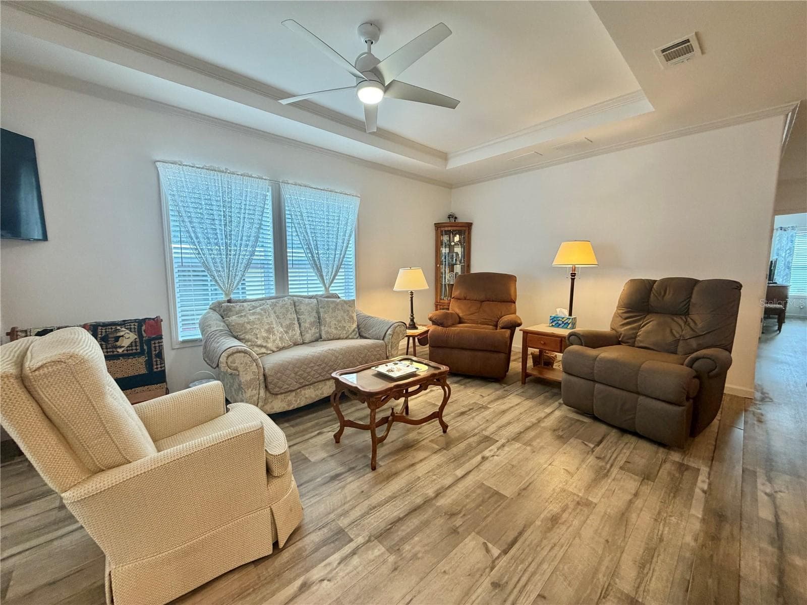 Manufactured Home at 198 JACARANDA DR, LEESBURG, photo 3 of 63