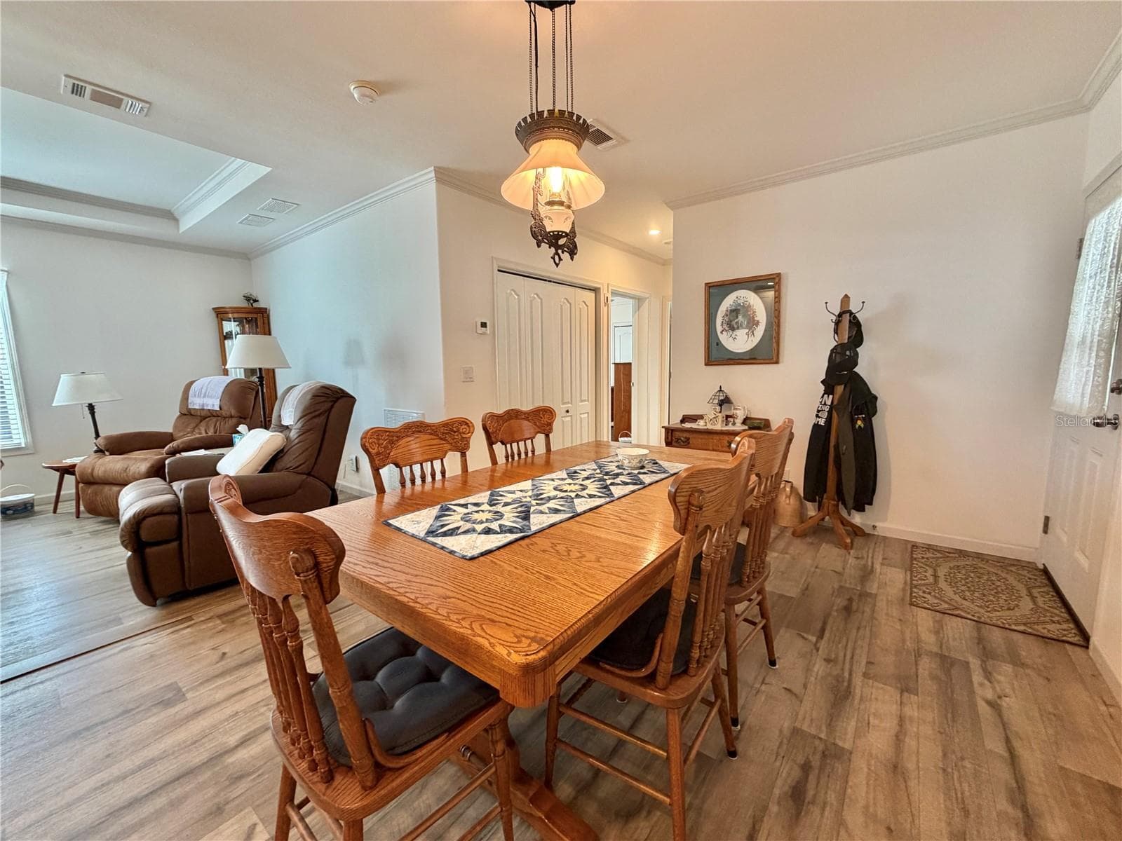 Manufactured Home at 198 JACARANDA DR, LEESBURG, photo 5 of 63
