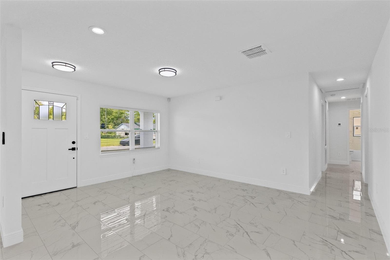 Single Family Residence at 4410 CHATEAU RD, ORLANDO, photo 11 of 27