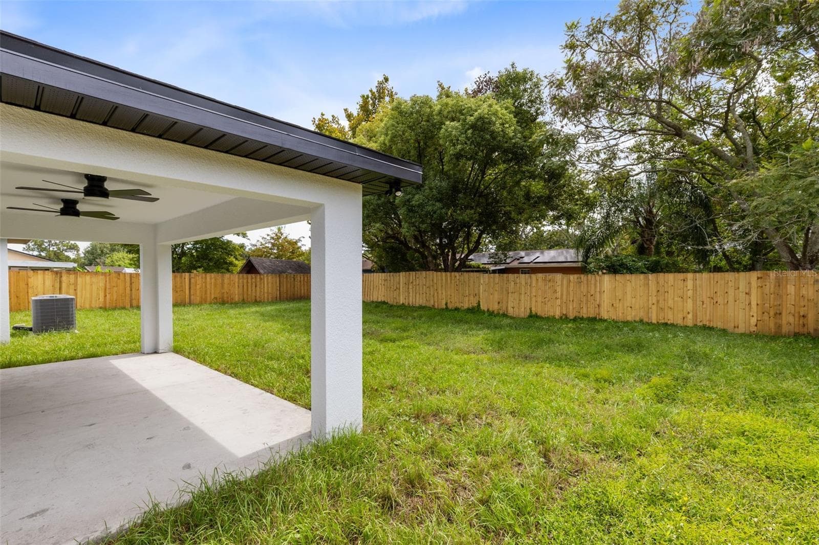 Single Family Residence at 4410 CHATEAU RD, ORLANDO, photo 20 of 27