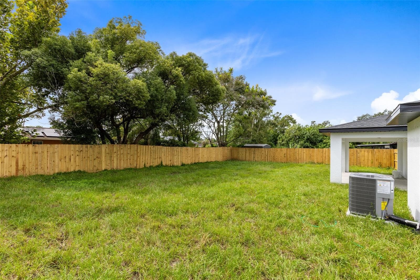 Single Family Residence at 4410 CHATEAU RD, ORLANDO, photo 23 of 27