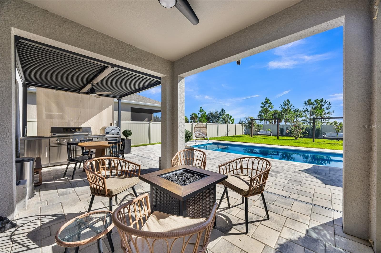 Single Family Residence at 417 SWITCHGRASS LOOP, MINNEOLA, photo 27 of 32