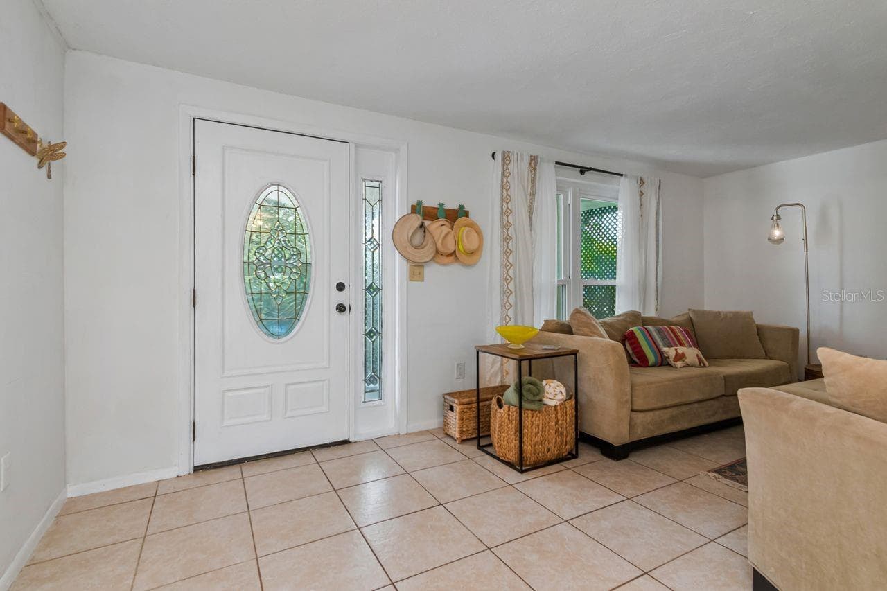 Single Family Residence at 11005 HARDING DR, PORT RICHEY, photo 4 of 51
