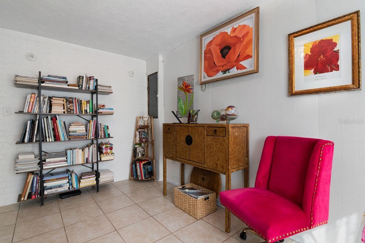 Single Family Residence at 11005 HARDING DR, PORT RICHEY, photo 14 of 51