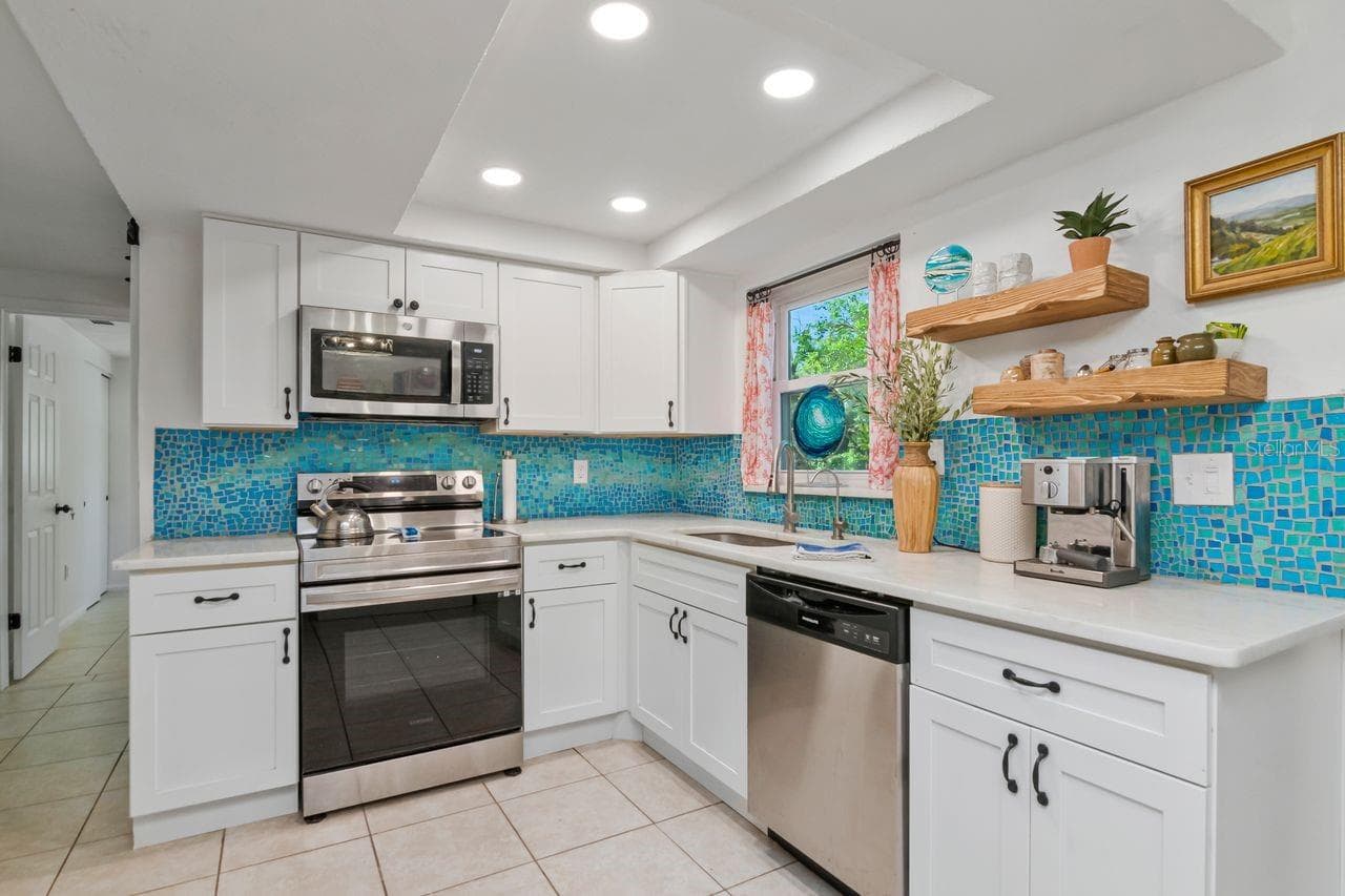 Single Family Residence at 11005 HARDING DR, PORT RICHEY, photo 22 of 51