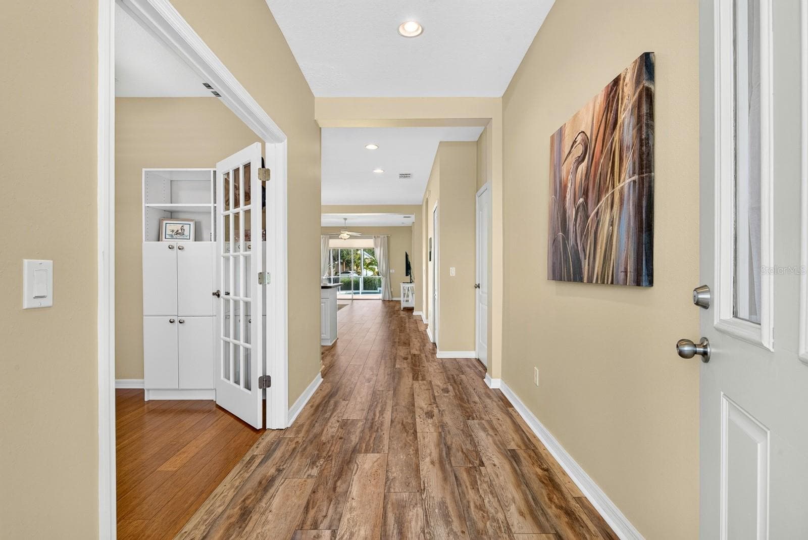 Single Family Residence at 1475 BLUE HORIZON CIR, BRADENTON, photo 3 of 40