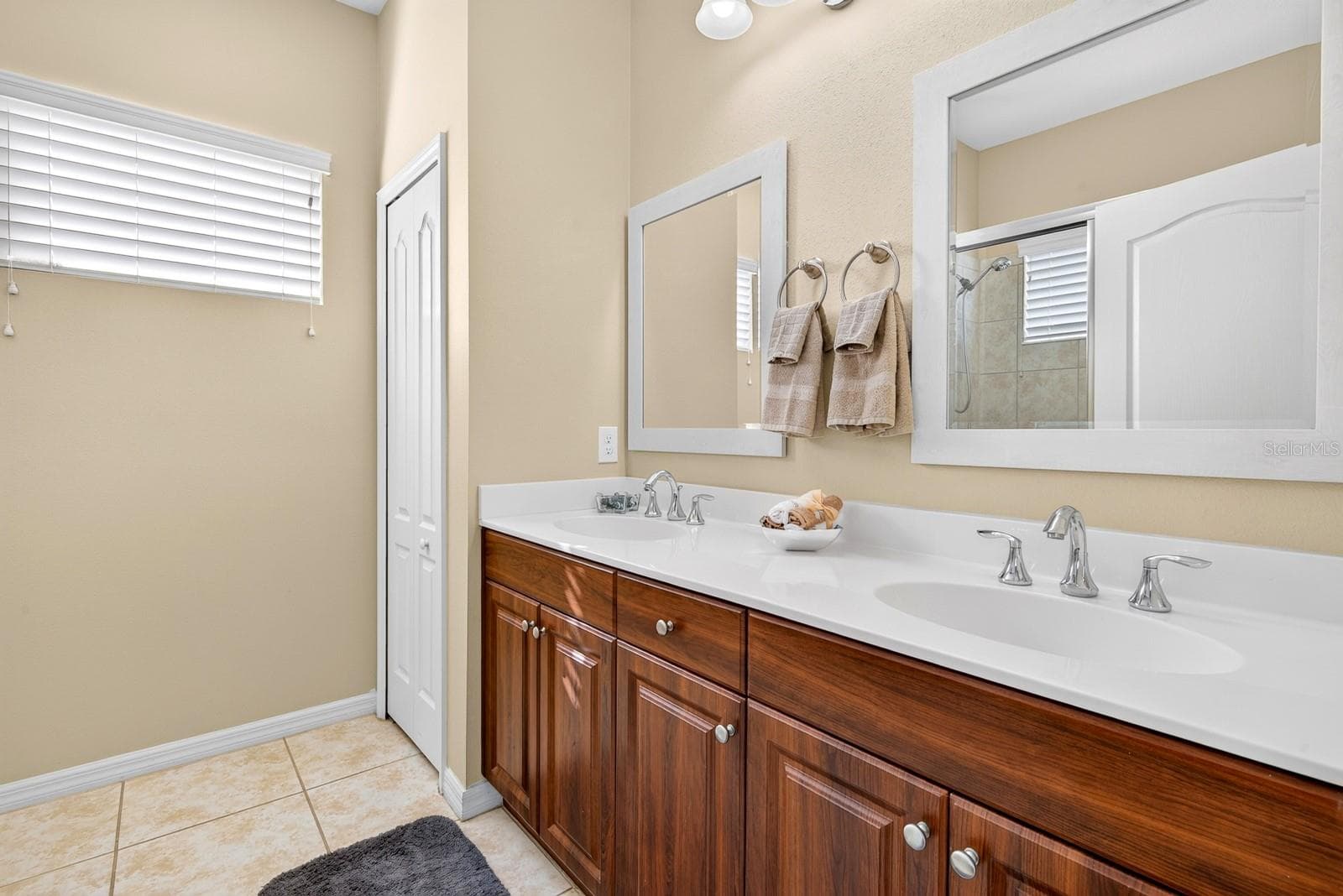Single Family Residence at 1475 BLUE HORIZON CIR, BRADENTON, photo 28 of 40