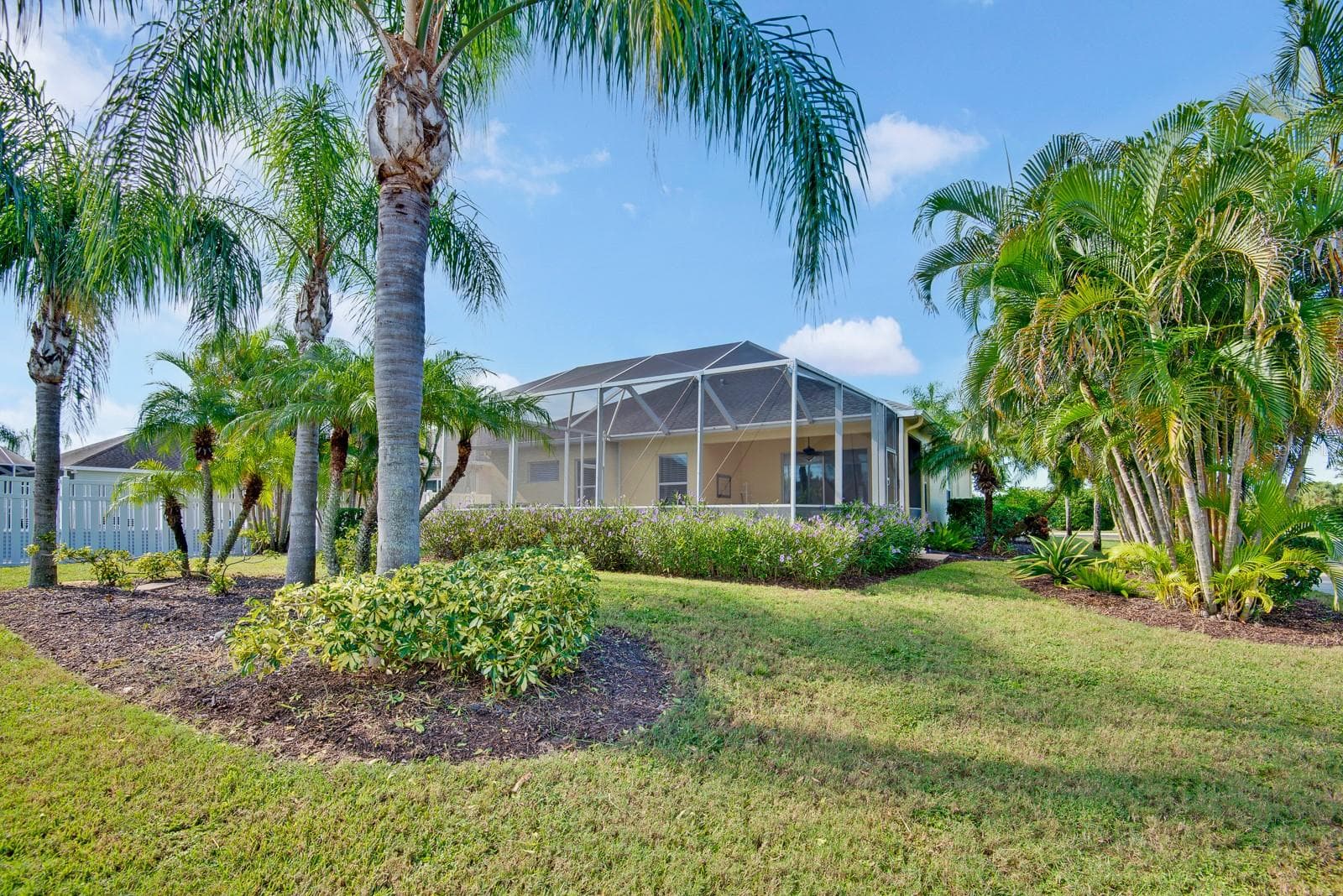 Single Family Residence at 1475 BLUE HORIZON CIR, BRADENTON, photo 30 of 40