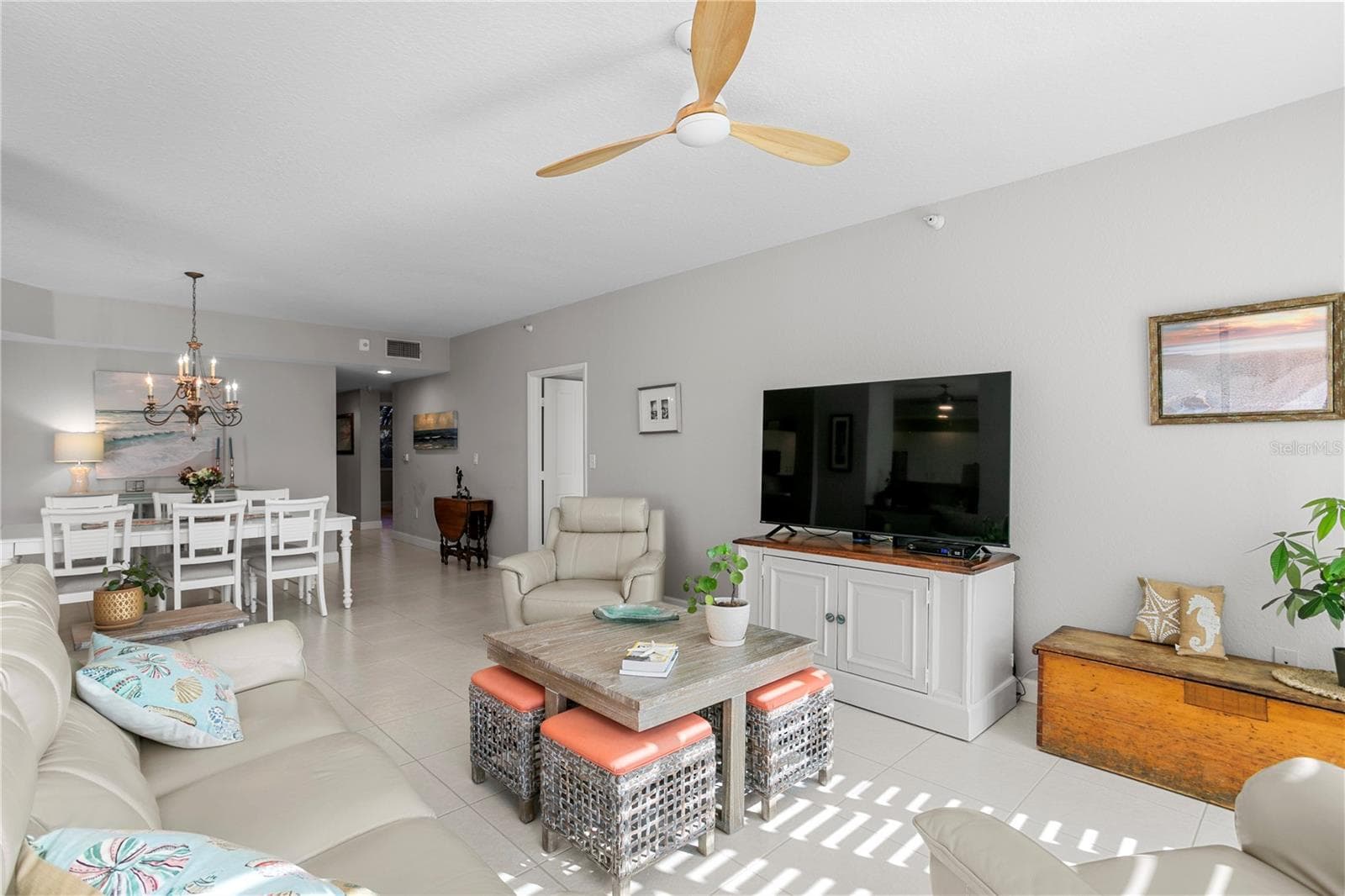 Condominium at 4750 DOLPHIN CAY LN S #107, ST PETERSBURG, photo 6 of 63
