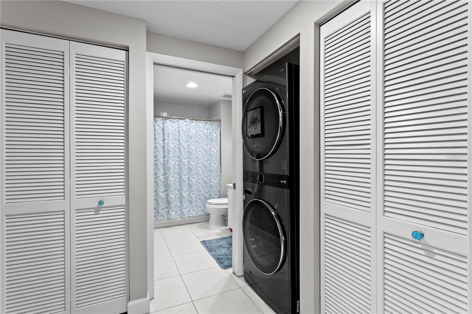 Condominium at 4750 DOLPHIN CAY LN S #107, ST PETERSBURG, photo 35 of 63