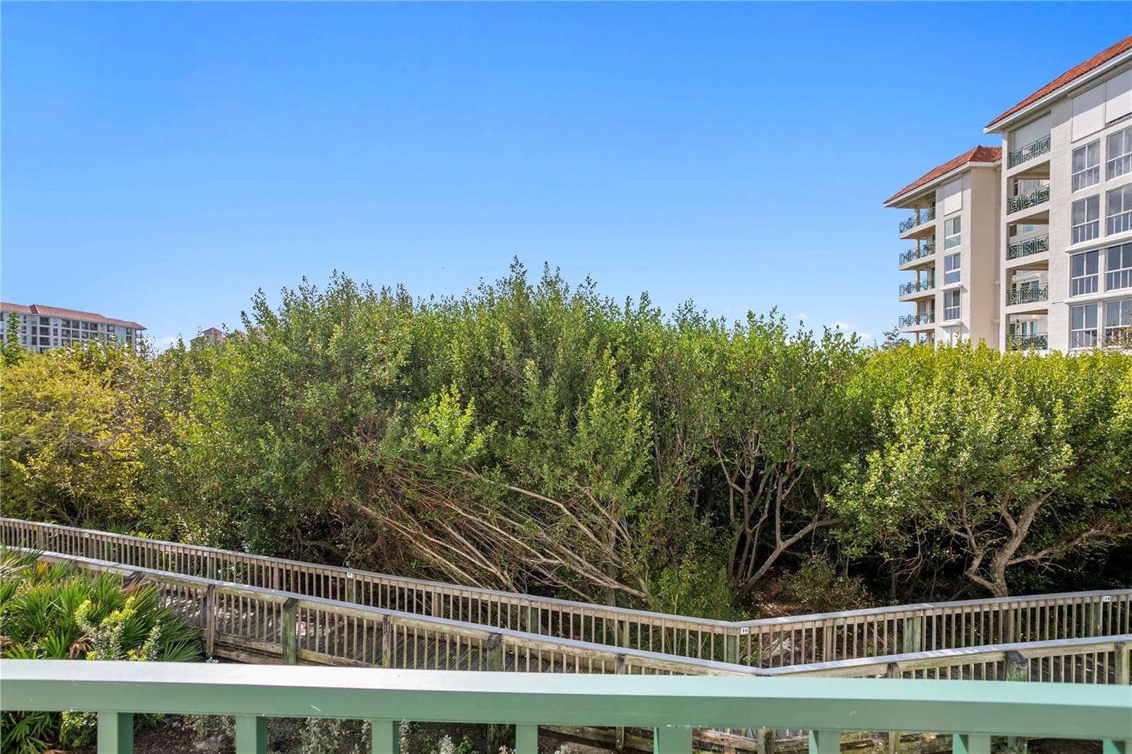 Condominium at 4750 DOLPHIN CAY LN S #107, ST PETERSBURG, photo 43 of 63