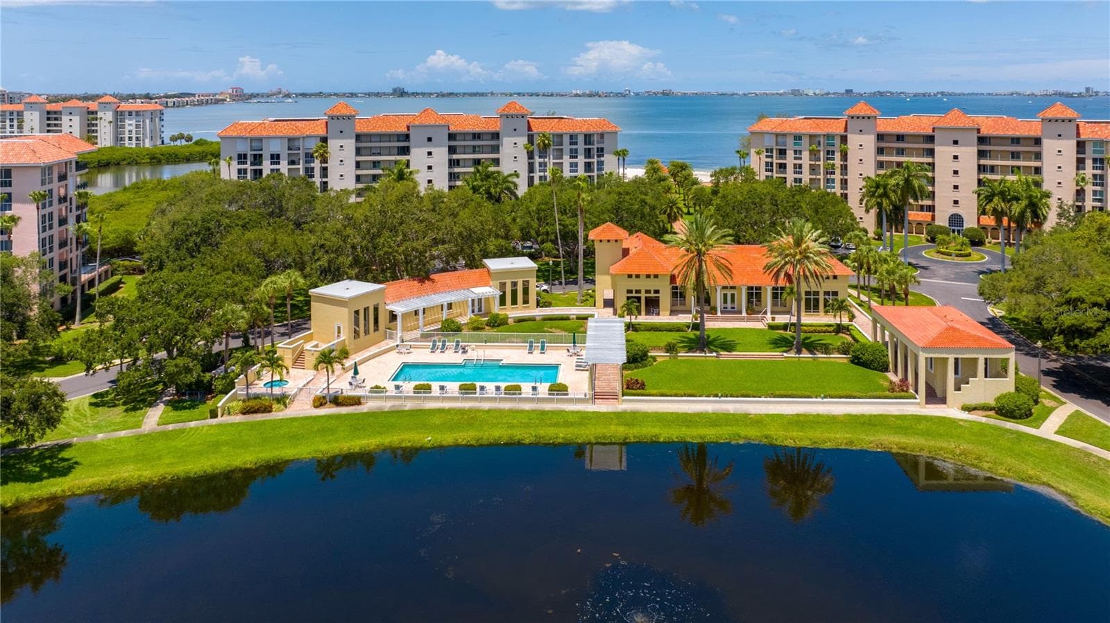 Condominium at 4750 DOLPHIN CAY LN S #107, ST PETERSBURG, photo 59 of 63