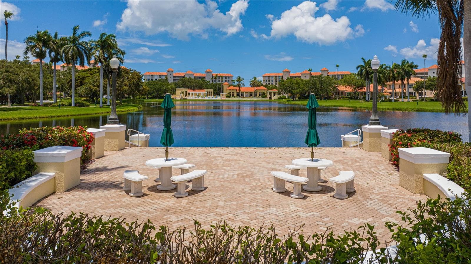 Condominium at 4750 DOLPHIN CAY LN S #107, ST PETERSBURG, photo 61 of 63
