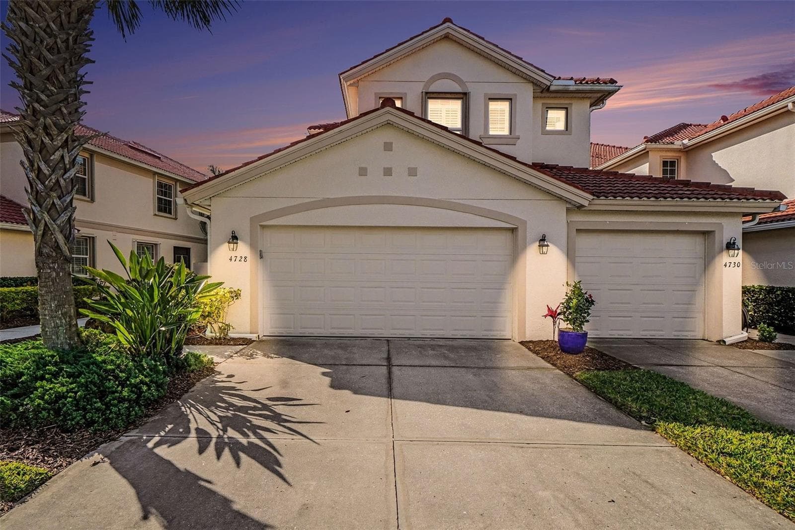 4728 CLUB DR #101