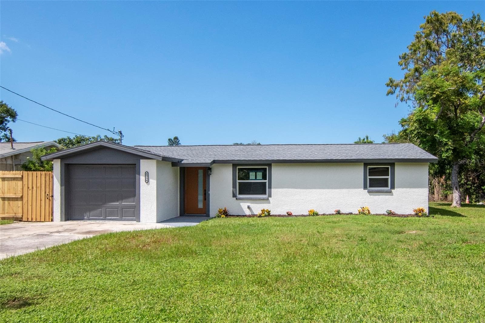 4539 NEEDLE PALM DR