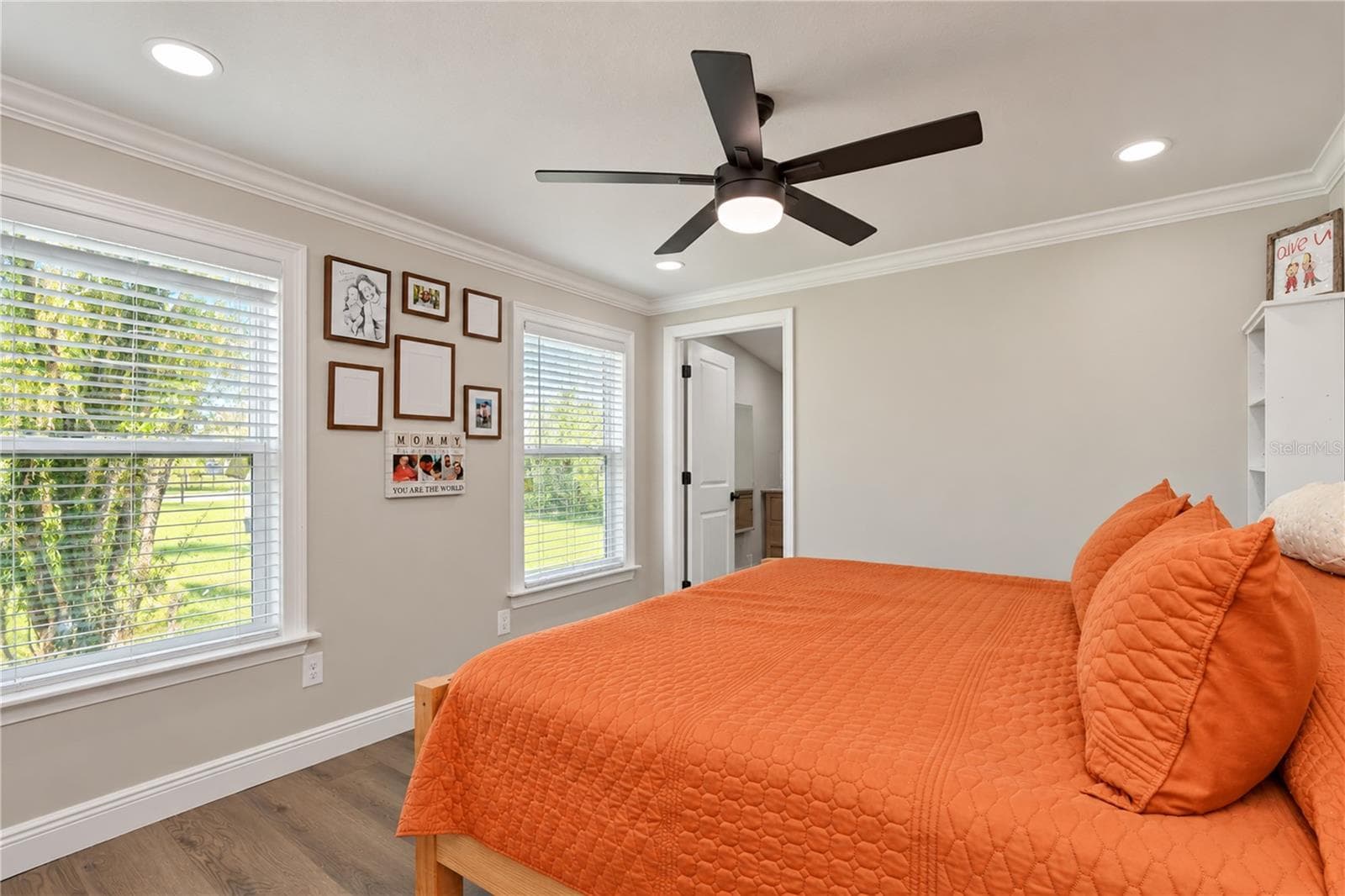 Primary bedroom! - 2901 TURKEY CREEK RD, PLANT CITY