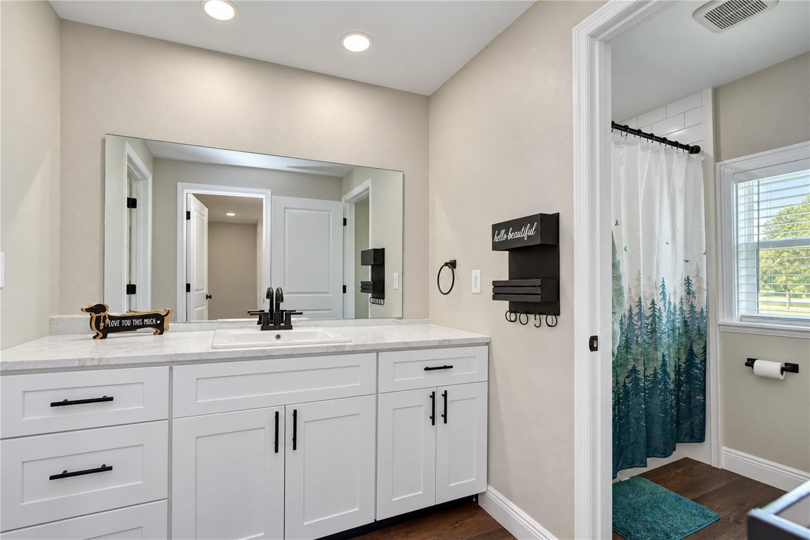 Bathroom! - 2901 TURKEY CREEK RD, PLANT CITY
