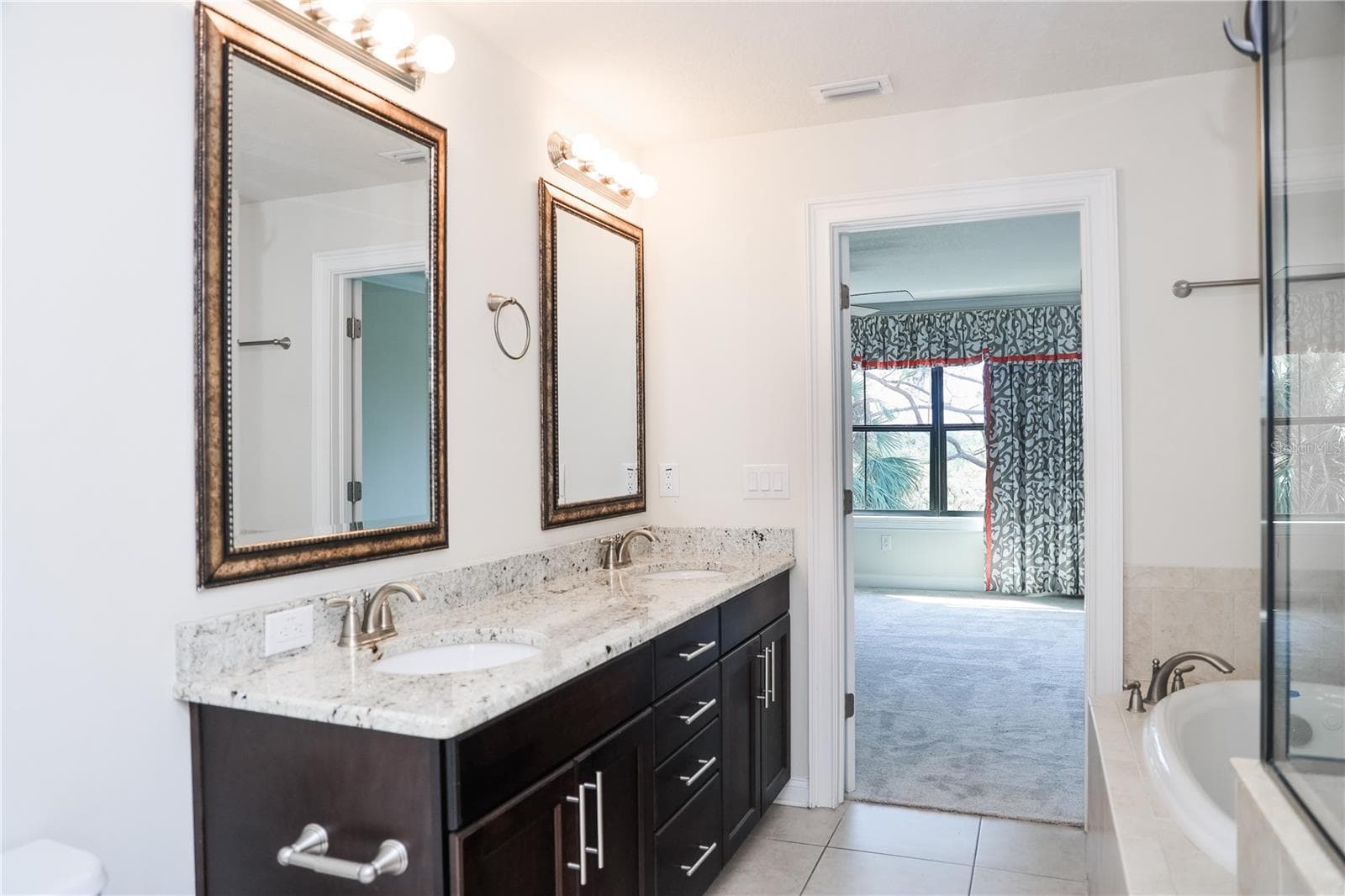 Townhouse at 9705 BAY GROVE LN, TAMPA, photo 30 of 44