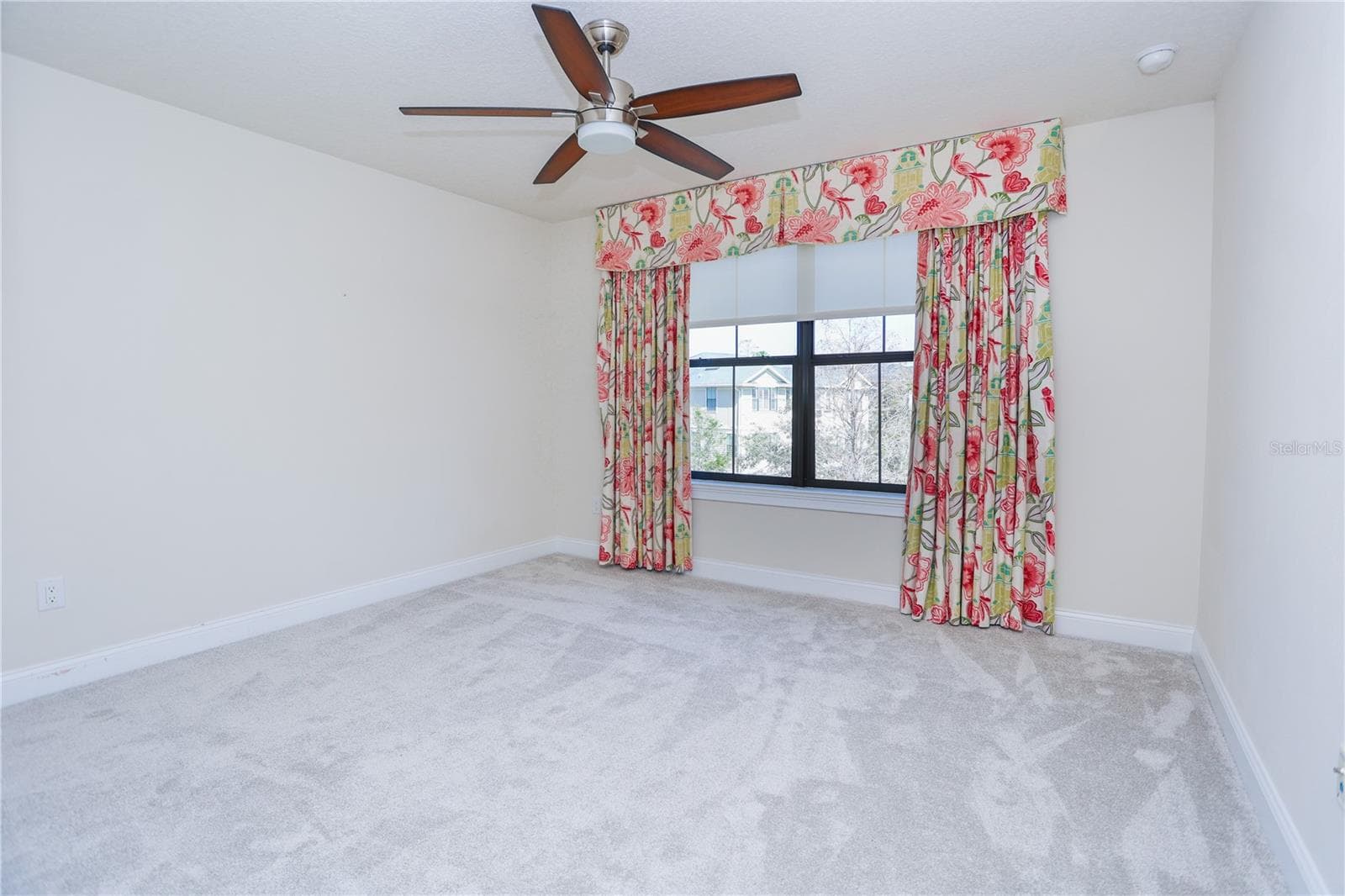 Townhouse at 9705 BAY GROVE LN, TAMPA, photo 32 of 44